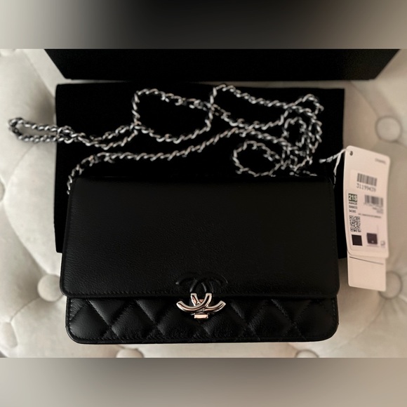 ❌❌ SOLD CHANEL WOC W/SILVER HARDWARE - Picture 8 of 10